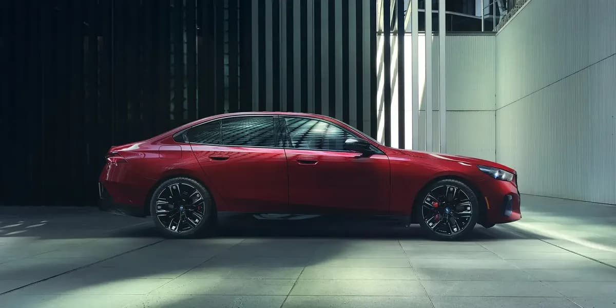 2026 BMW i5