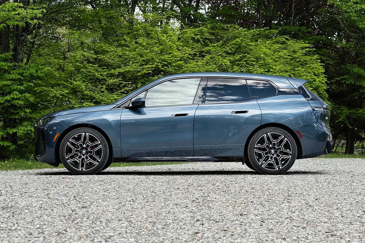 2026 BMW iX - Image 5