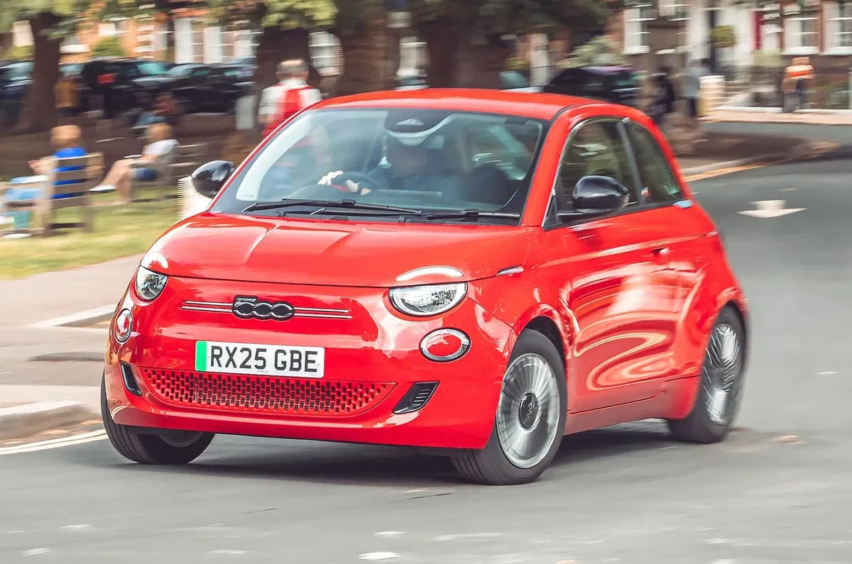 2024 FIAT 500e - Image 6