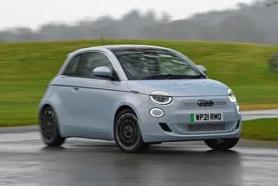 2025 FIAT 500e