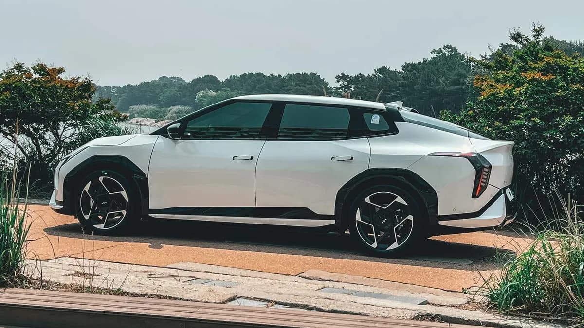 2026 Kia EV4