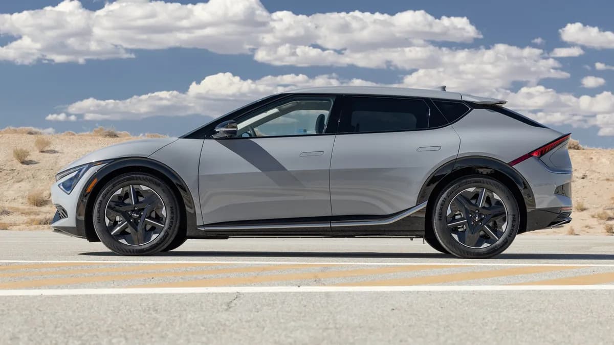 2024 Kia EV6 - Image 4