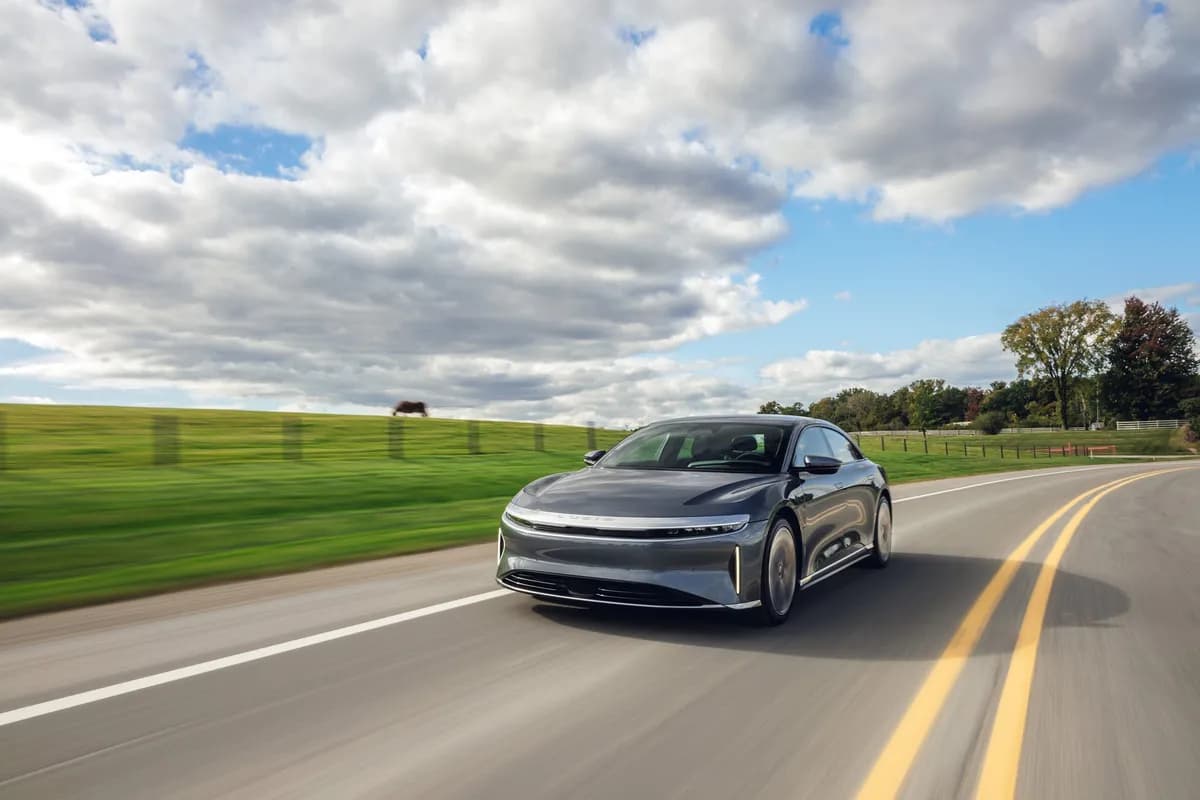 2025 Lucid Air - Image 2