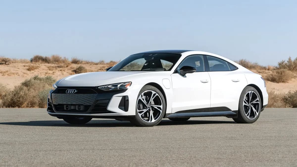 2024 Audi e-tron - Image 3
