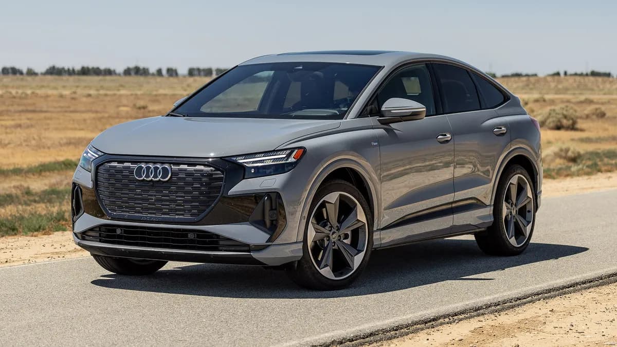 2025 Audi Q4 Sportback - Image 3