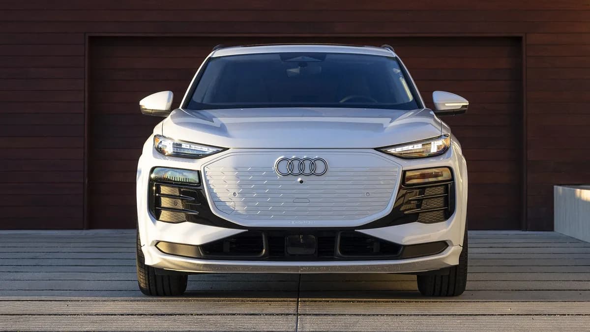 2025 Audi Q6 e-tron - Image 2