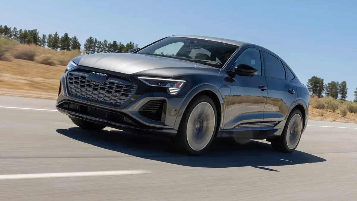 2024 Audi Q8 Sportback e-tron - Image 3