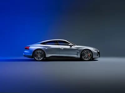 2025 Audi RS e-tron