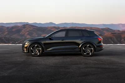 2024 Audi SQ8 e-tron