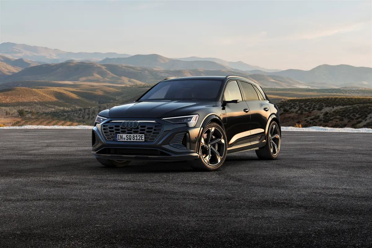 2025 Audi SQ8 e-tron - Image 5