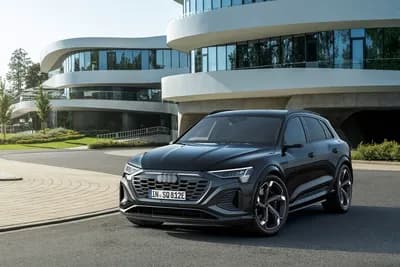 2025 Audi SQ8 e-tron