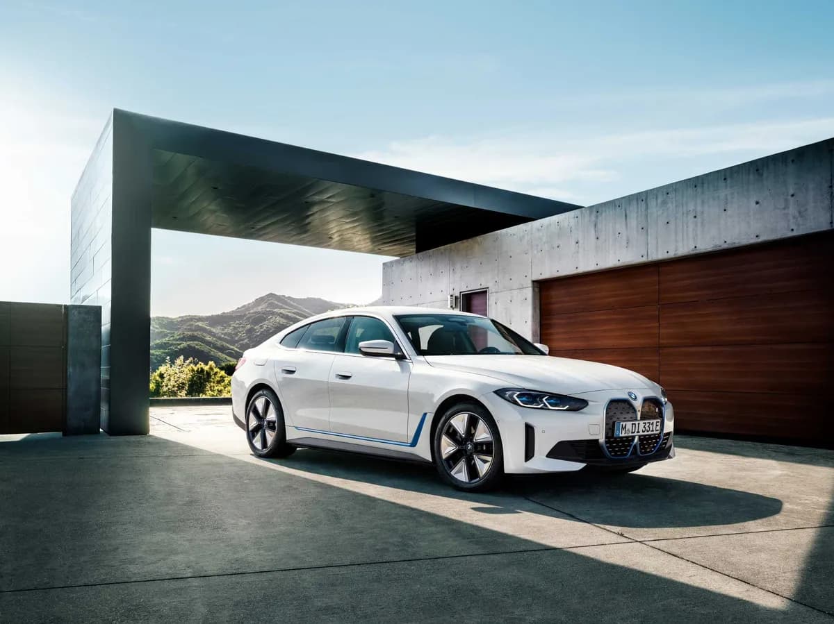 2024 BMW i4 M50 Gran Coupe - Image 4