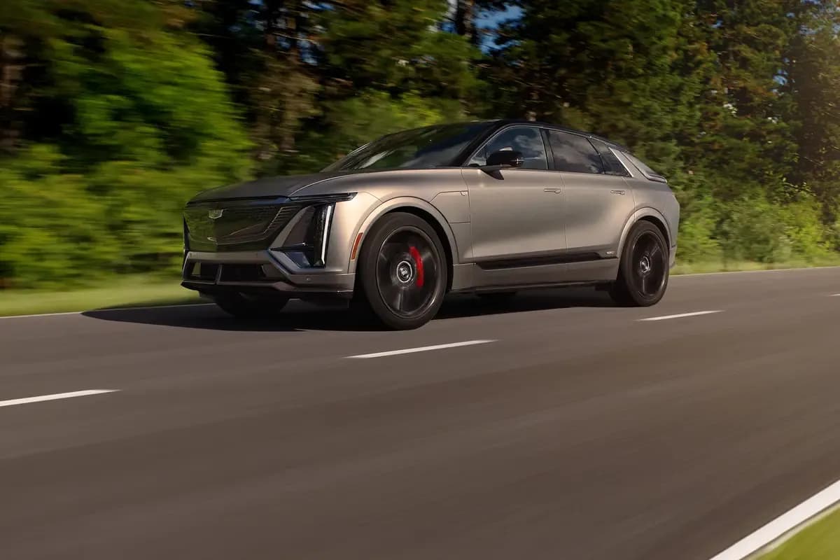 2026 Cadillac LYRIQ-V