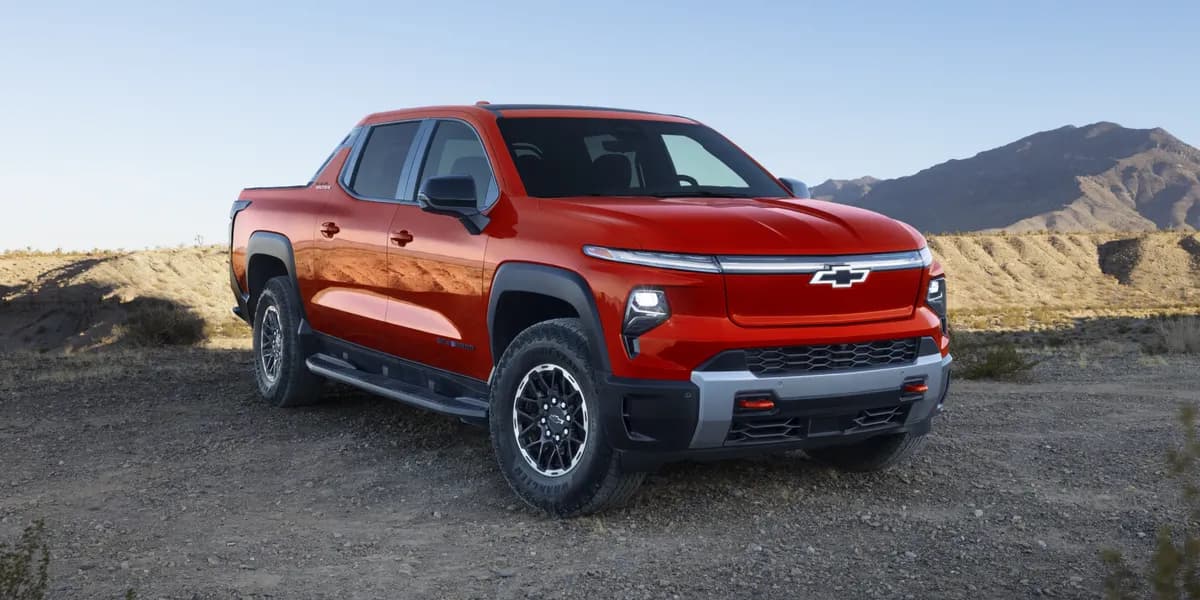 2025 Chevrolet Silverado EV - Image 8