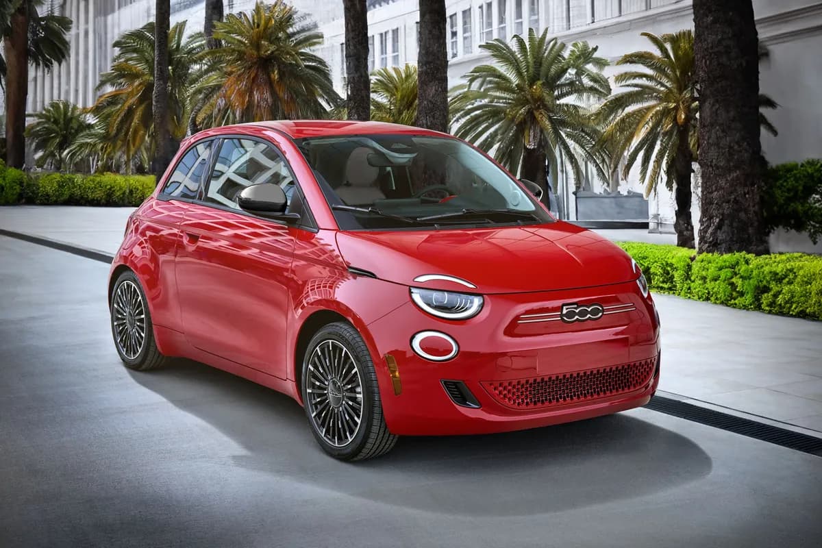 2026 FIAT 500e - Image 4