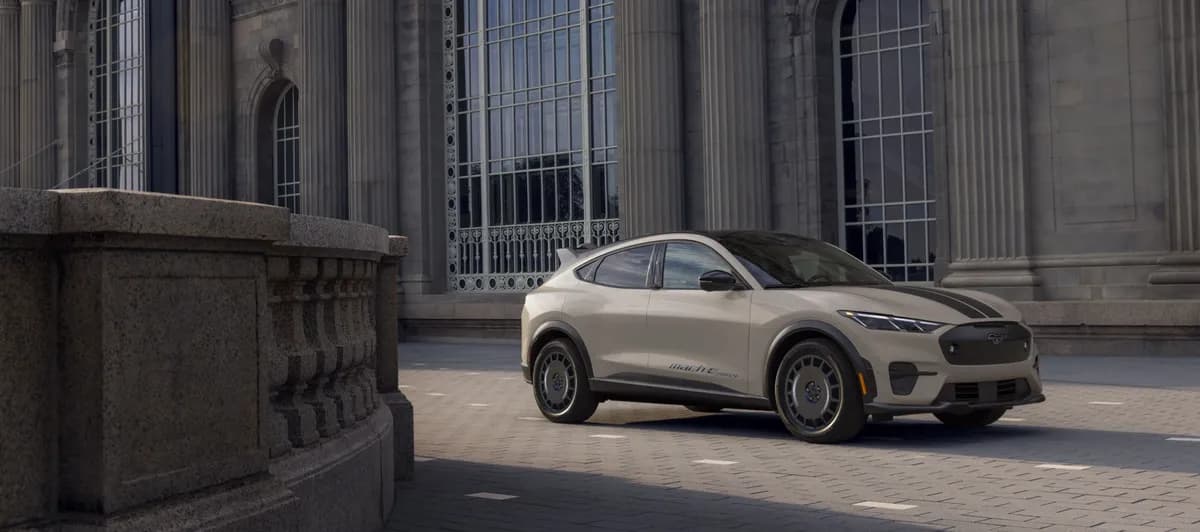 2022 Ford Mustang Mach-E - Image 3