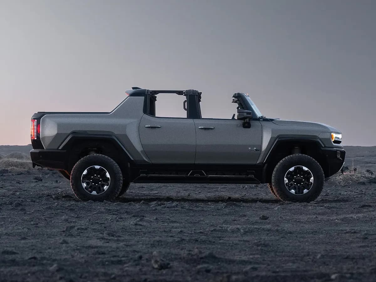 2025 GMC HUMMER EV3X Pickup - Image 3