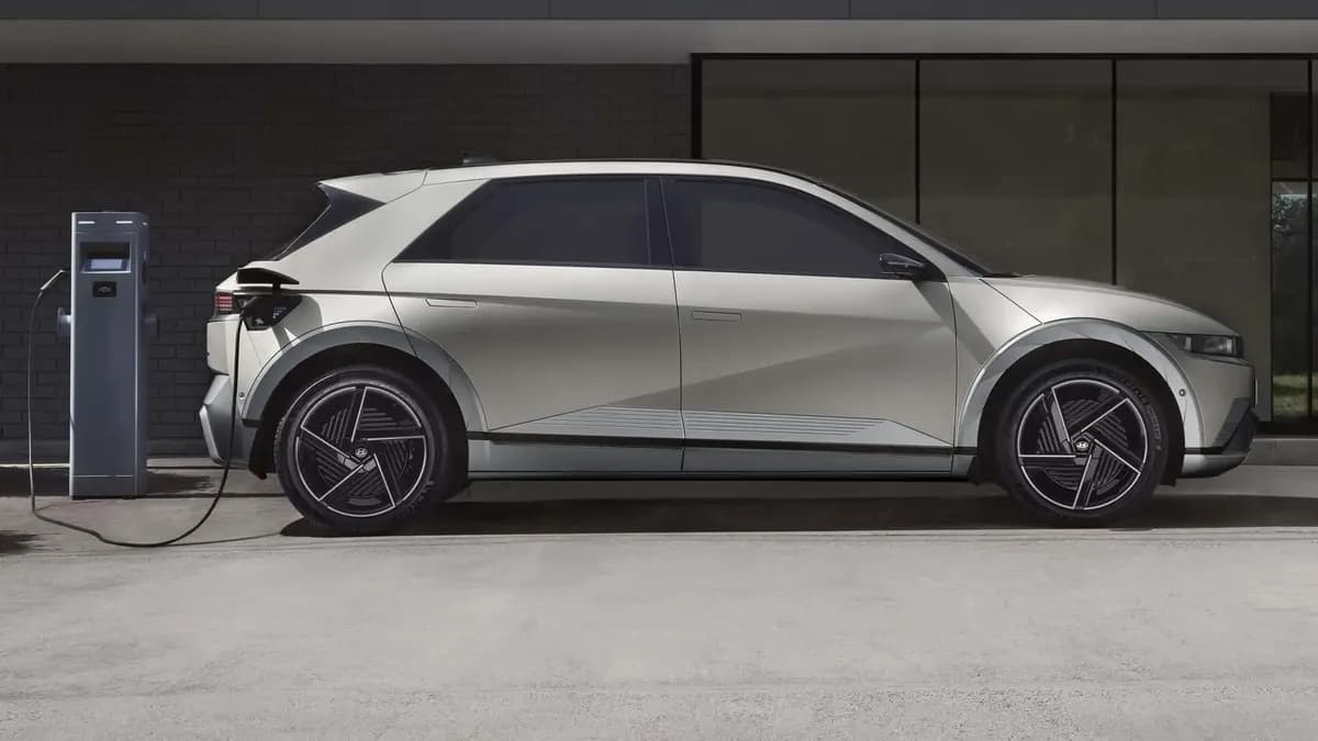 2023 Hyundai IONIQ 5 - Image 4