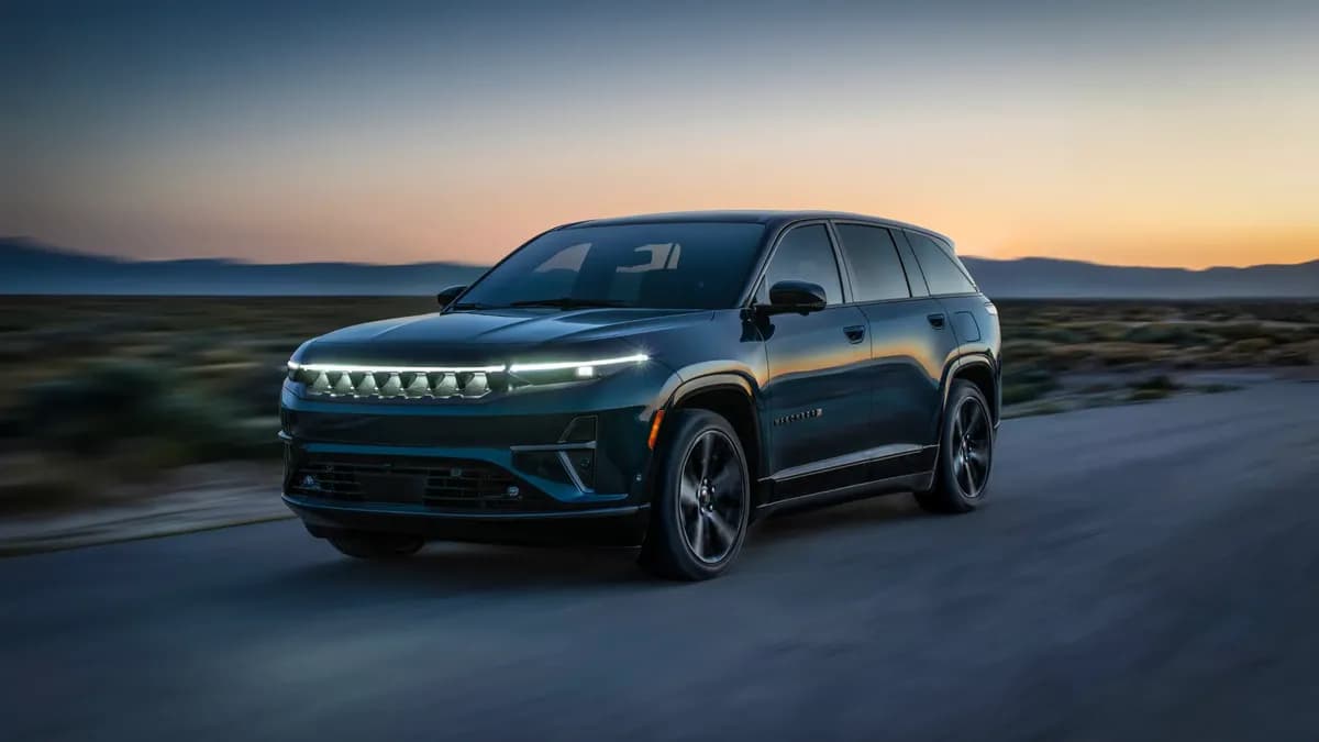 2026 Jeep Wagoneer - Image 2