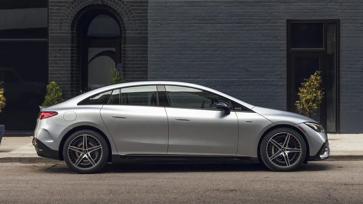 2023 Mercedes-Benz EQE Sedan - Image 4