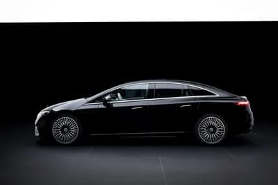 2025 Mercedes-Benz EQS Sedan