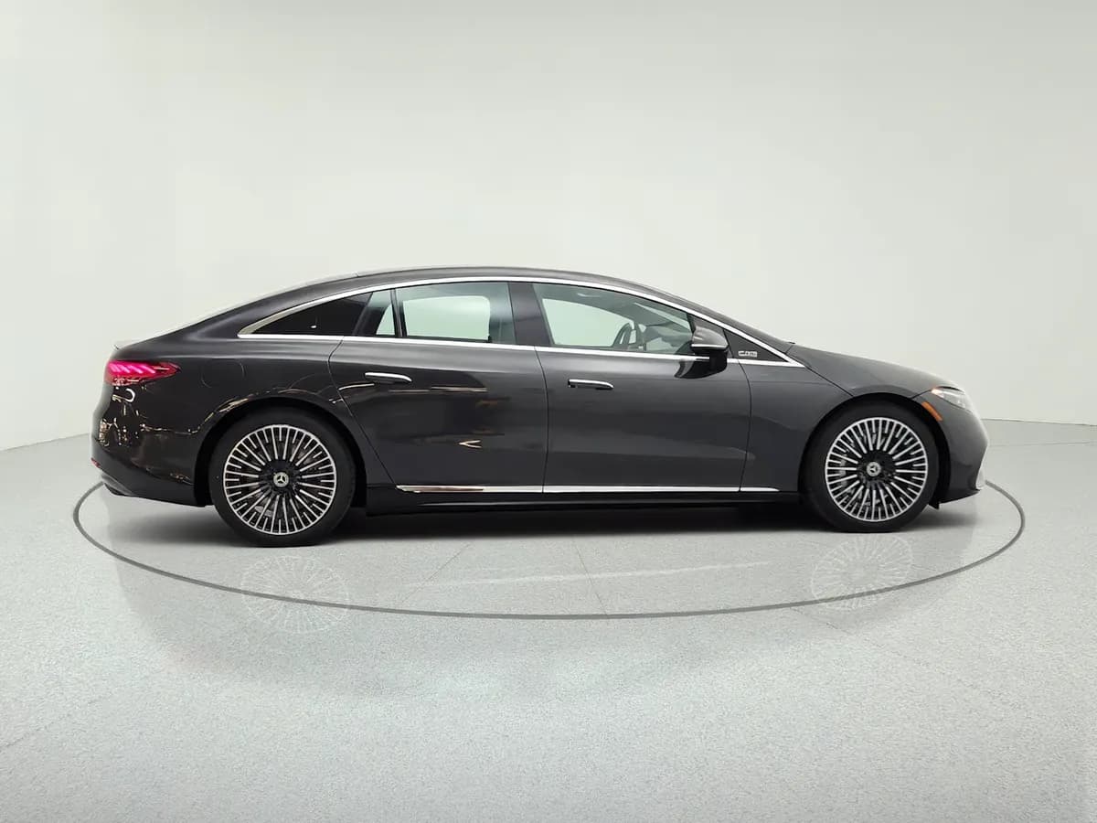 2026 Mercedes-Benz EQS Sedan - Image 4