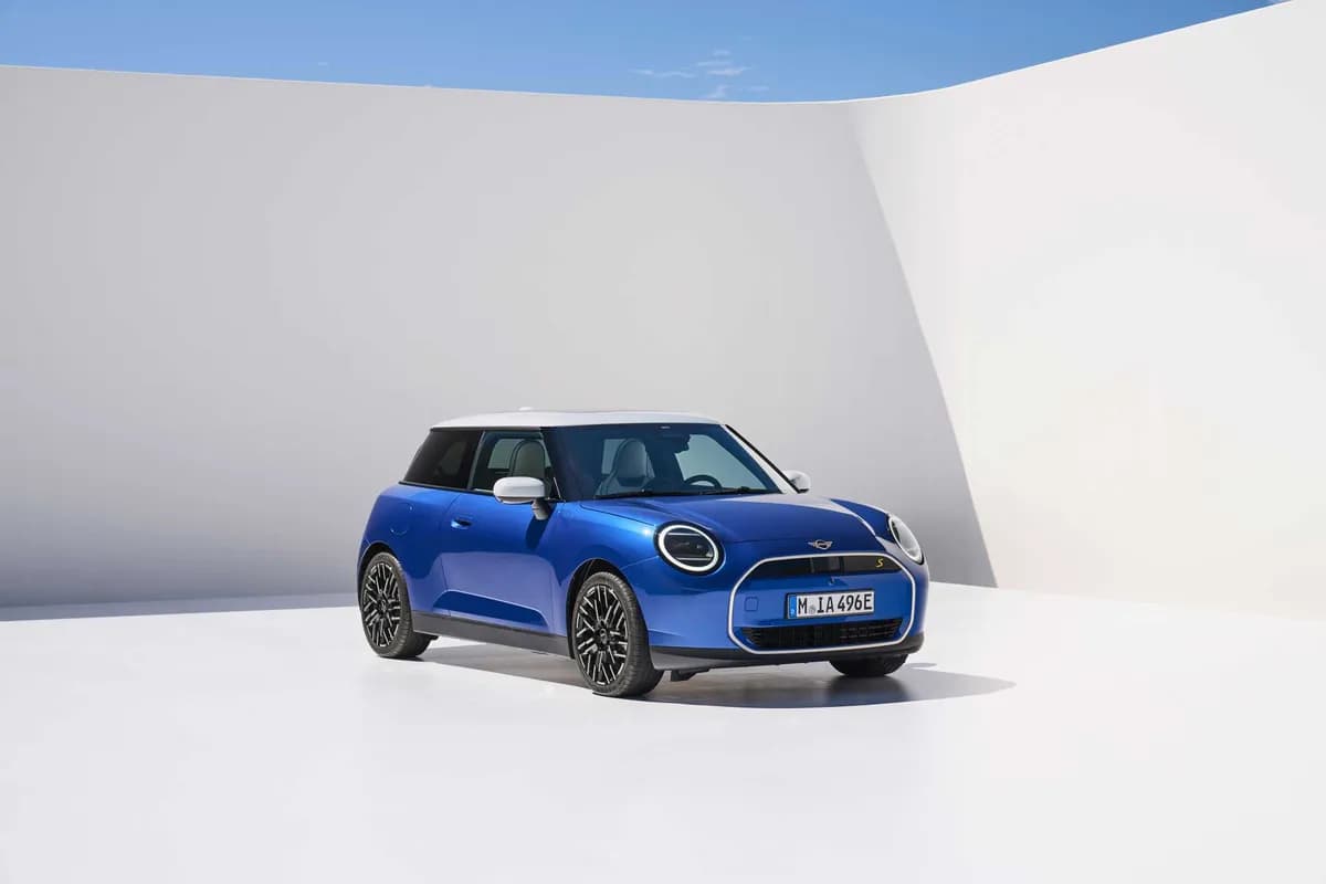 2023 MINI Cooper SE - Image 5