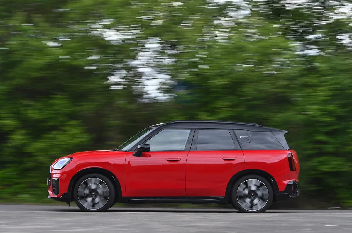 2026 MINI Countryman - Image 2