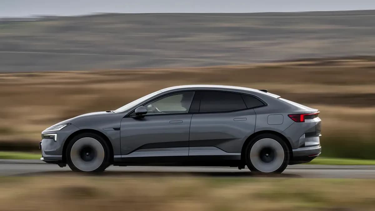 2025 Polestar 4 - Image 3