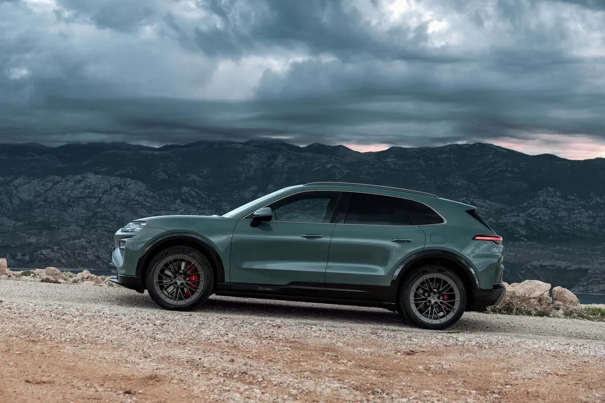 2026 Porsche Cayenne Electric - Image 4