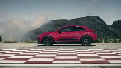 2025 Porsche Macan