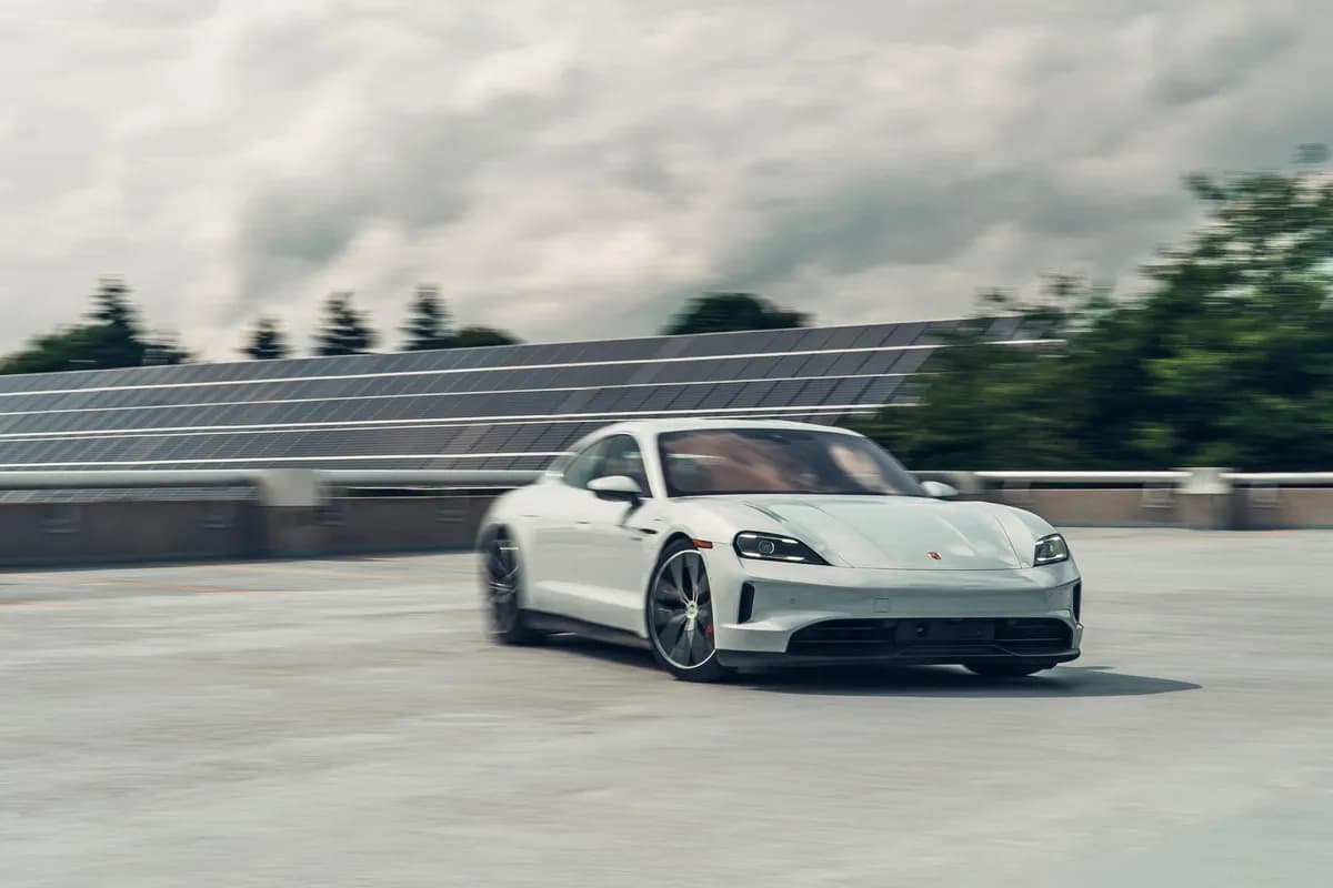 2025 Porsche Taycan - Image 3