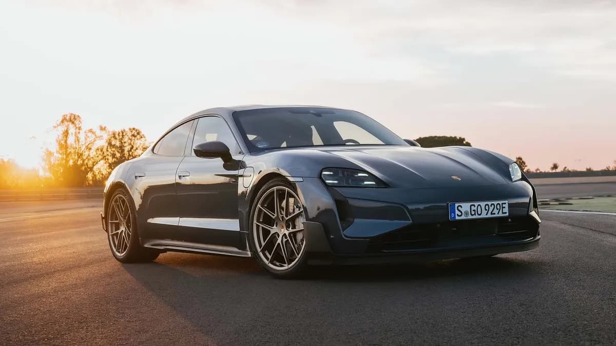 2025 Porsche Taycan - Image 5