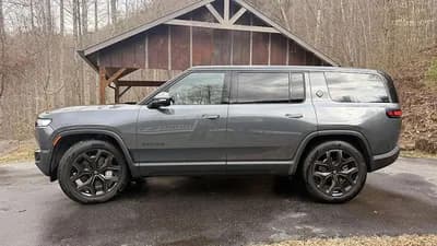 2026 Rivian R1S