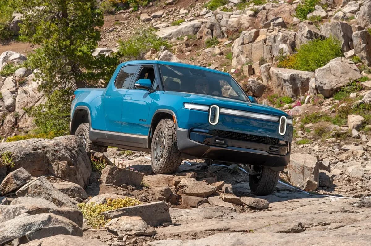 2022 Rivian R1T - Image 3