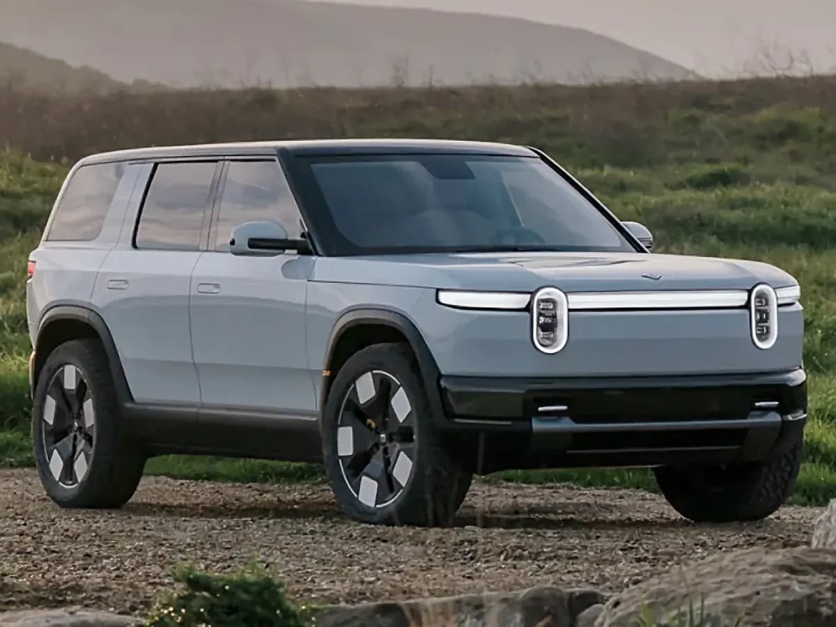 2026 Rivian R1T - Image 4