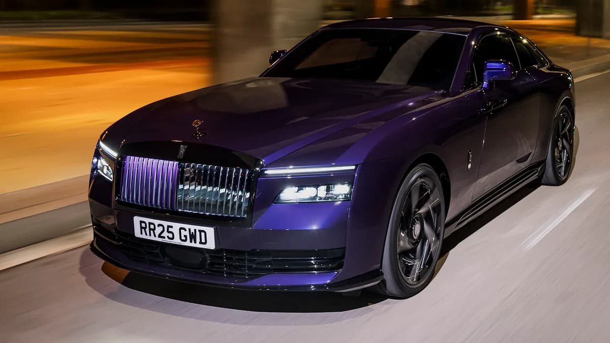 2024 Rolls-Royce Black Badge Spectre - Image 5