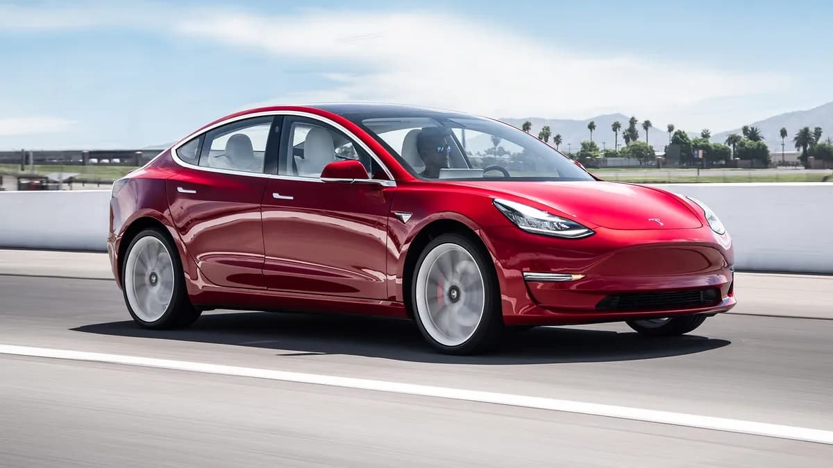 2018 Tesla Model 3 - Image 5