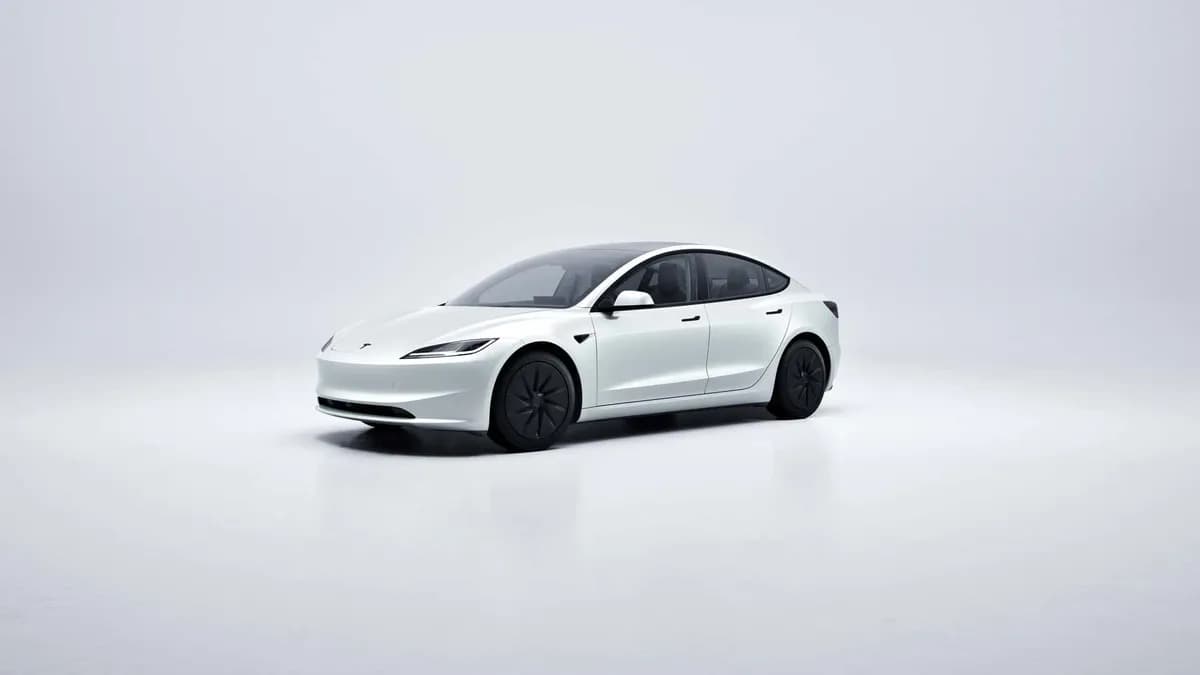 2026 Tesla Model 3 - Image 6