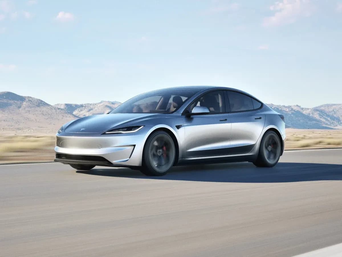 2026 Tesla Model 3 - Image 14
