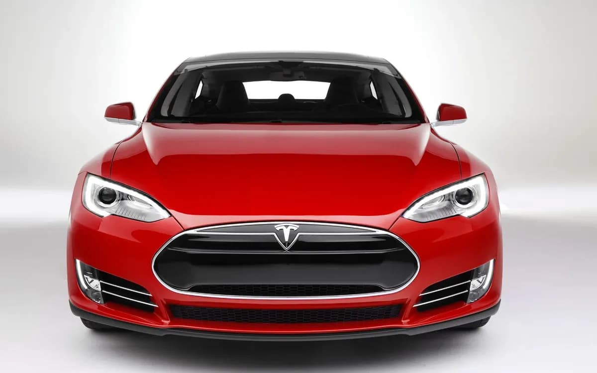 2013 Tesla Model S - Image 7