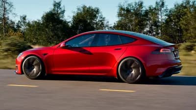 2025 Tesla Model S