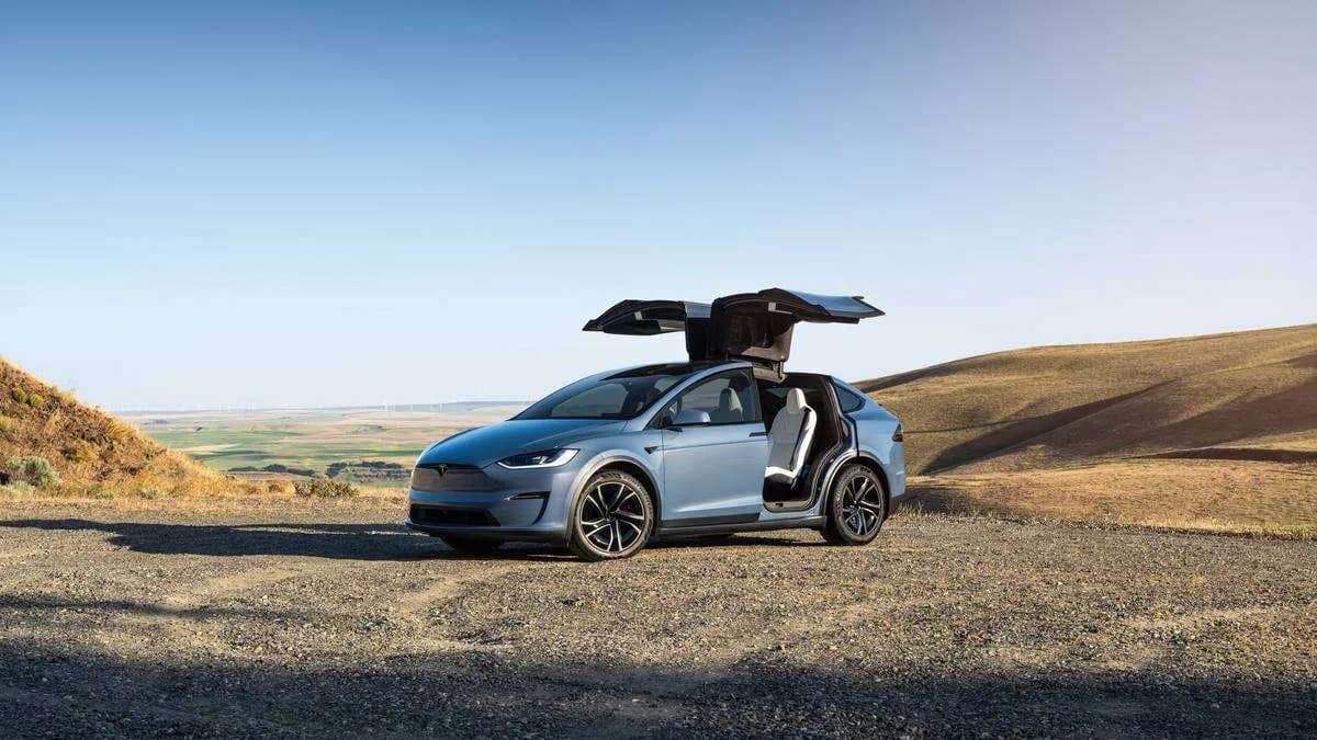 2016 Tesla Model X - Image 6