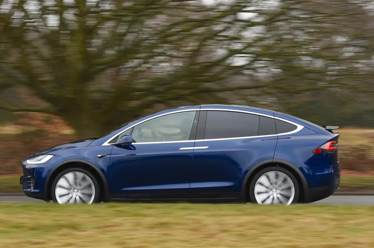 2017 Tesla Model X - Image 4