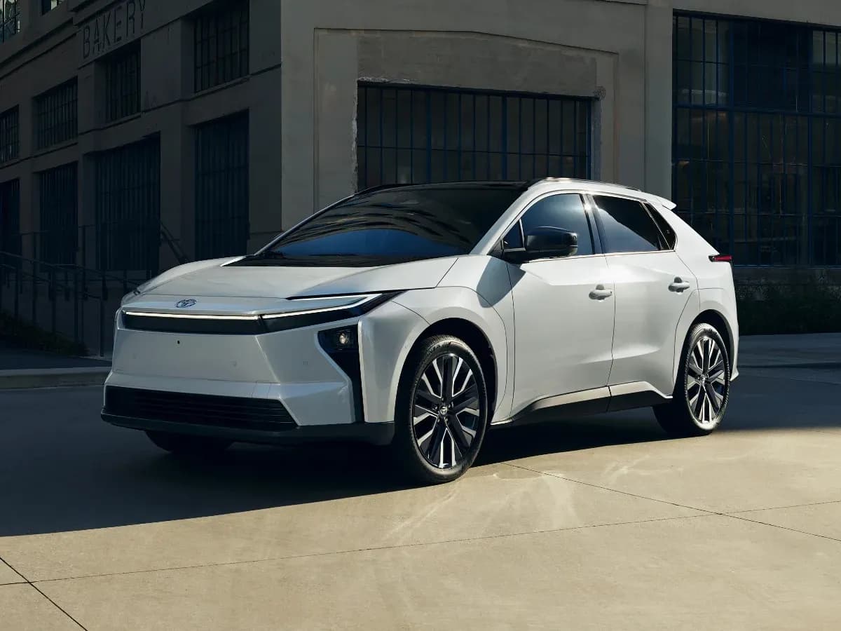 2026 Toyota bZ - Image 3