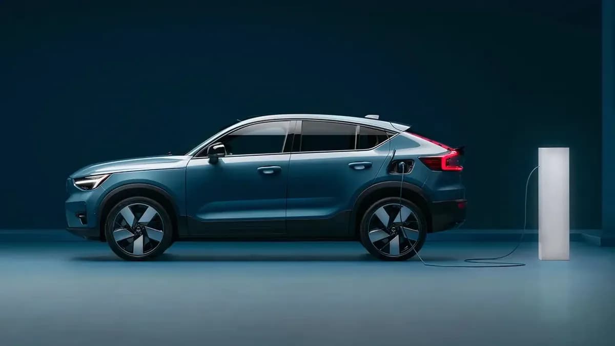2024 Volvo C40 Recharge - Image 4
